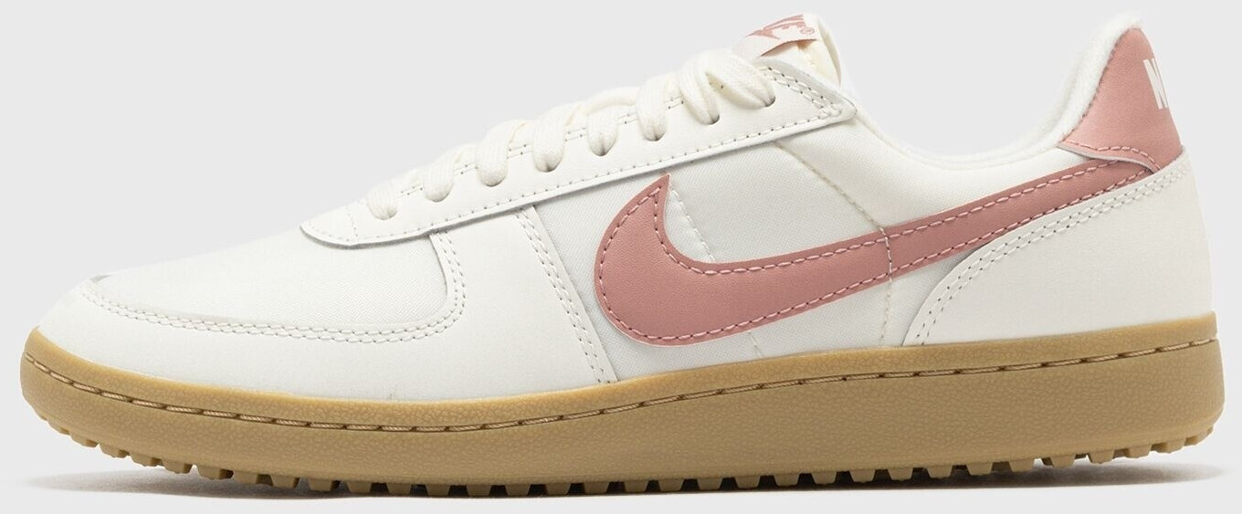 Nike Field General 82 sail