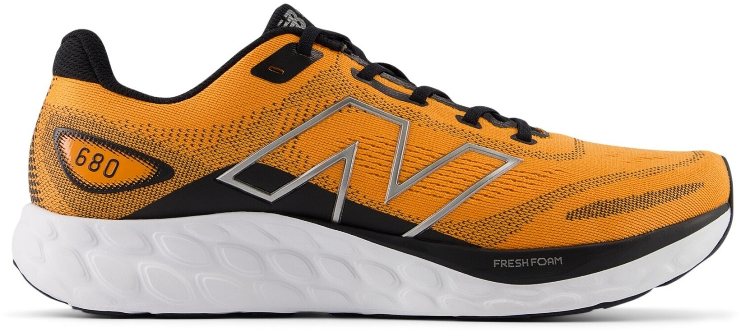 New Balance Fresh Foam 680 V8 Running Shoes sizzle