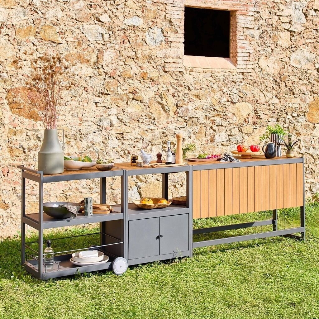 sweeek Outdoor kitchen with 3 anthracite aluminium modules