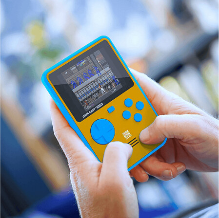 Blaze HyperMegaTech! Super Pocket Data East Edition, Bild 8