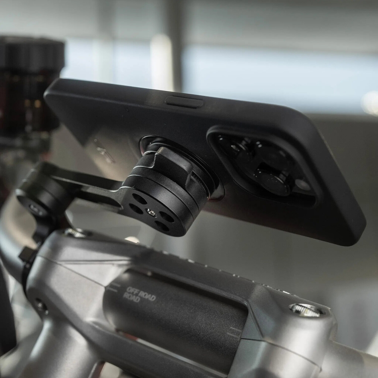 SP SP Connect Rotation Module for Mobile Phone Mounts (688140-00-001) - back view