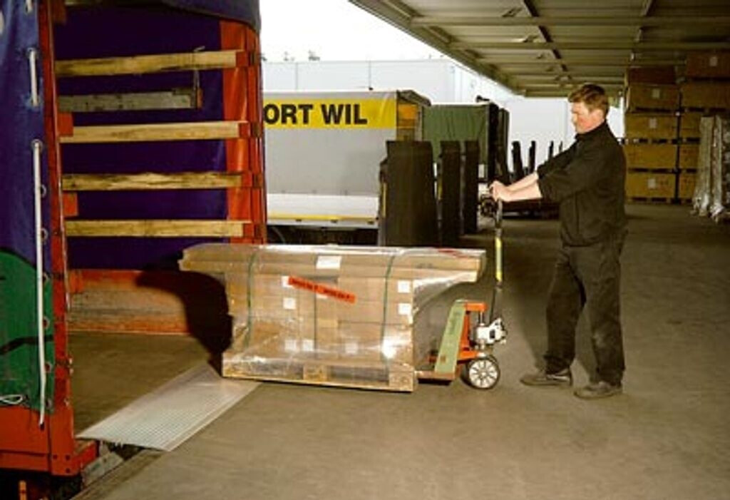 ALTEC Puente de Carga HFB Aluminio 550 x 1750 mm Capacidad de Carga 4000 kg (306.01.004)