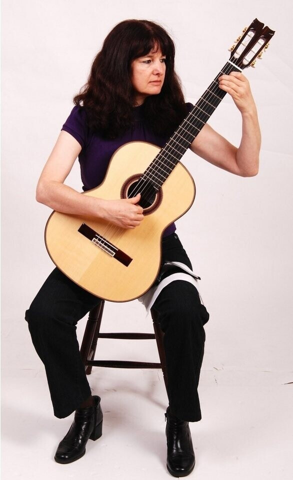 GEWA Tenor Guitar Support with 3 Suction Cups (536524)