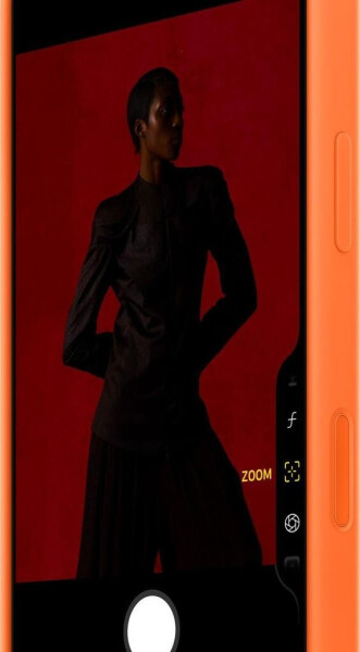 Apple iPhone 17 Pro Silikon Case mit MagSafe Orange, Bild 4