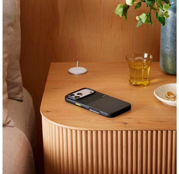 Beats By Dre iPhone 17 Pro Max Rugged Case mit MagSafe und Kamerasteuerung Bergnacht, Bild 3