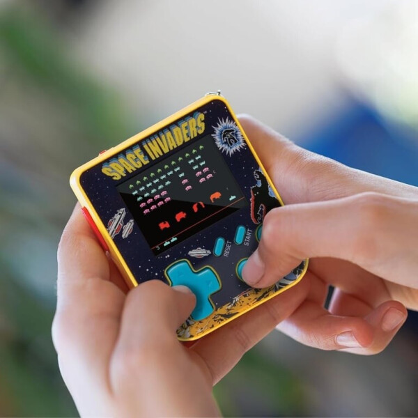 Blaze HyperMegaTech! Super Micro Invaders, Bild 2