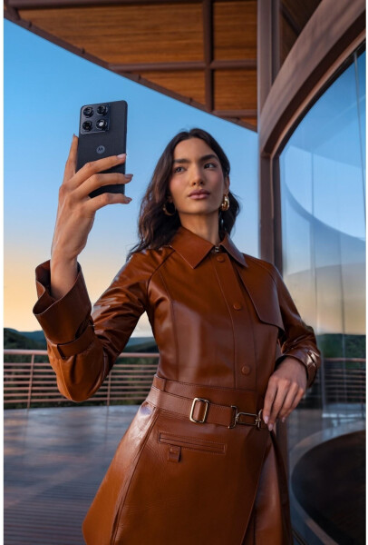 Motorola Signature PANTONE Carbon, Bild 16