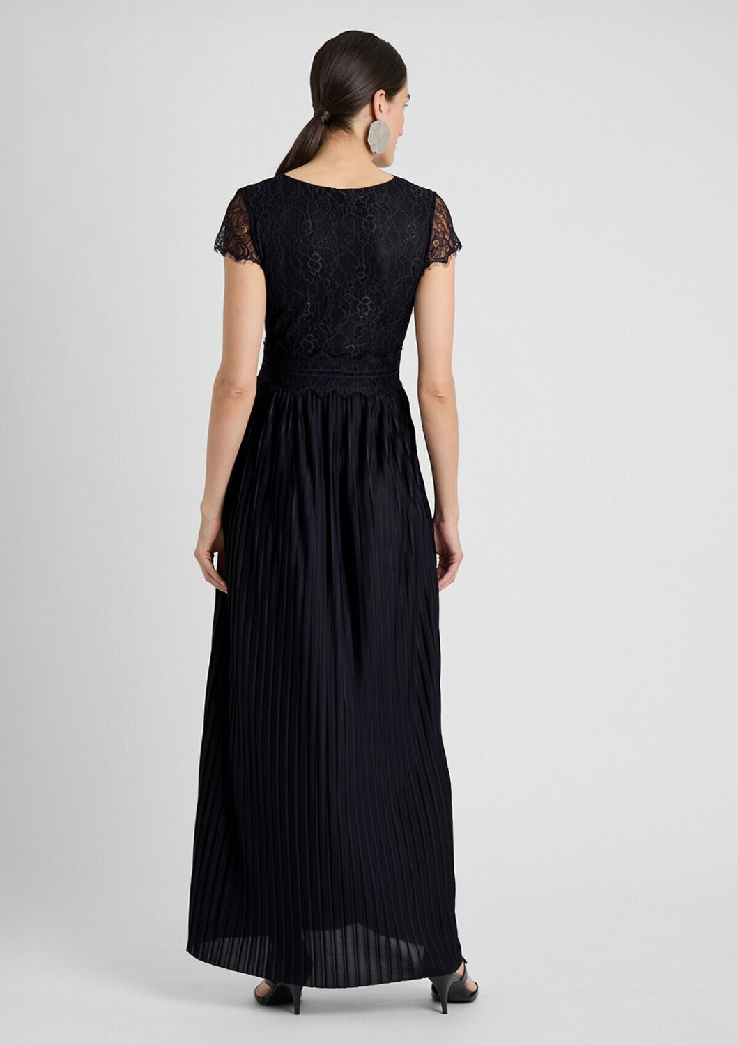 Guido Maria Kretschmer Heidi Dress Erika Blouse Dress Julia Dress Guido Maria Kretschmer Heidi Dress Erika Blouse Dress Julia Dress