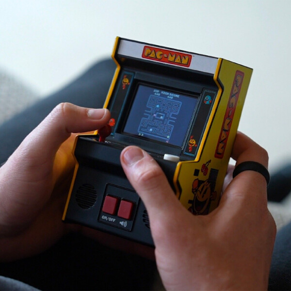 Basic Fun Arcade Classics Handheld Series Pac-Man, Bild 6