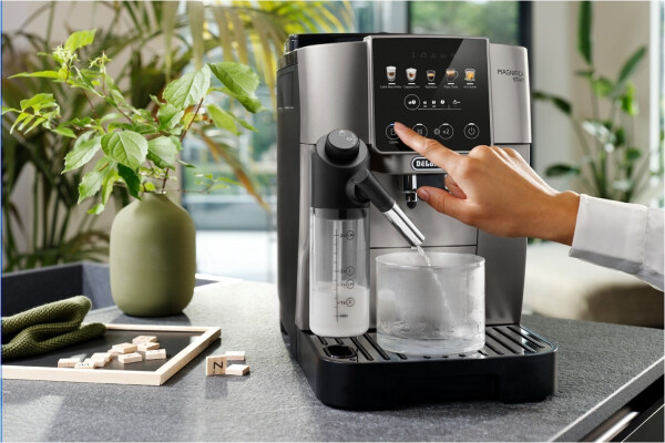De'Longhi Magnifica Start Milk LatteCrema Kaffeevollautomat, titanium/schwarz (ECAM220.91.TB), Bild 6