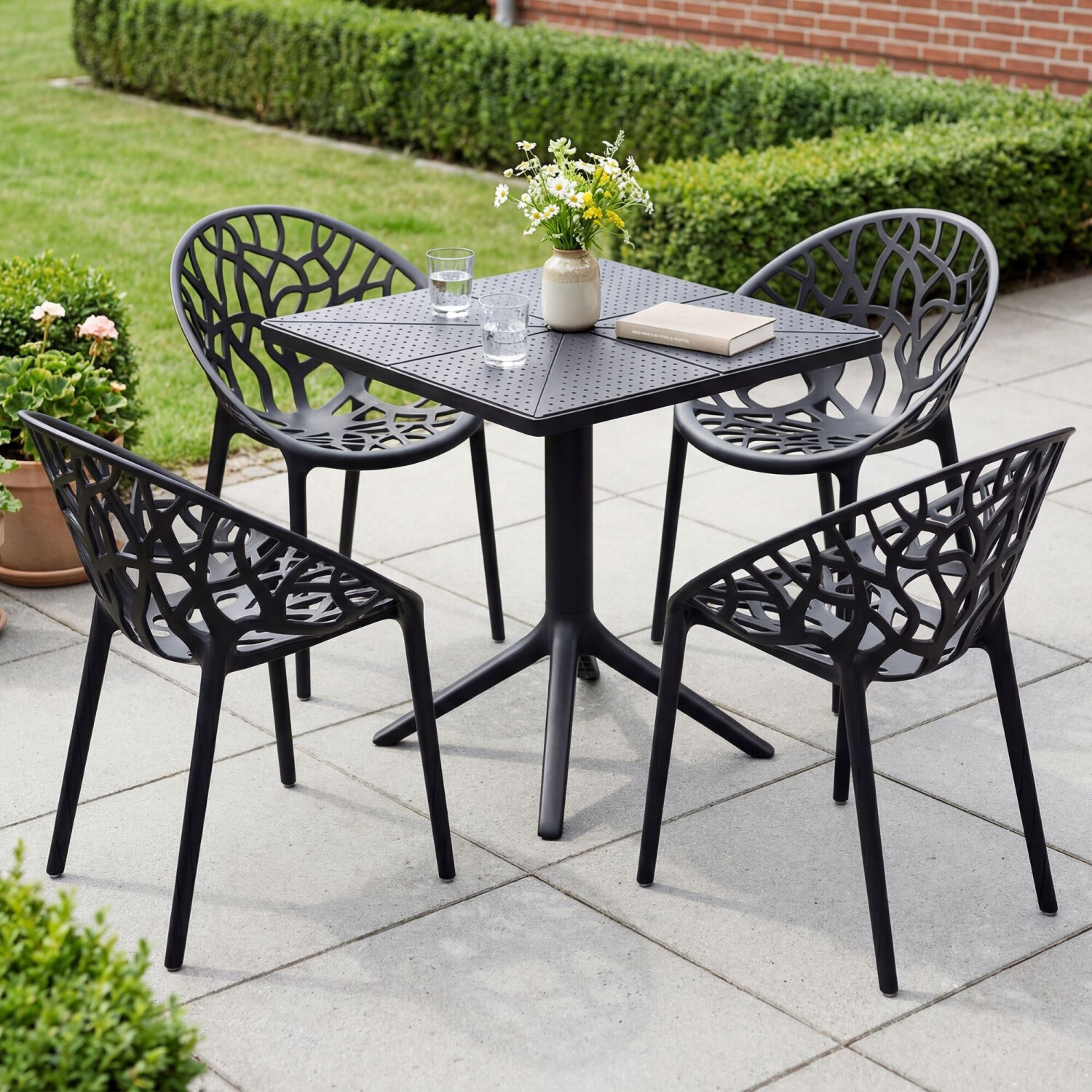 Balkonmöbel Set CLP Gartenmöbel-Set Neriva – 3-teilig Mit 2 Stühlen & Quadratischem Tisch – Wetterfestes Premium-Kunststoff, Stapelbar, Ergonomisch – Weiß, Für Garten, Terrasse & Balkon