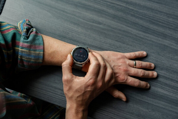 Garmin fenix® 9 Pro 47mm Titan mit Silikon-Armband Graphit/Schwarz LTE, Bild 7