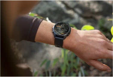 Garmin fenix® 9 Pro 43mm Carbongrau DLC Titan mit Silikon-Armband Schwarz/Kieselgrau LTE, Bild 7
