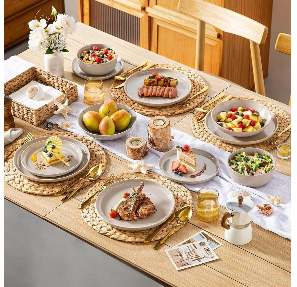deko esszimmer Blick vom Wohnzimmer mit weihnachtlicher … – Bild kaufen – 12296637 ❘ living4media HAKA EUTERPFLEGE Care + main image 1