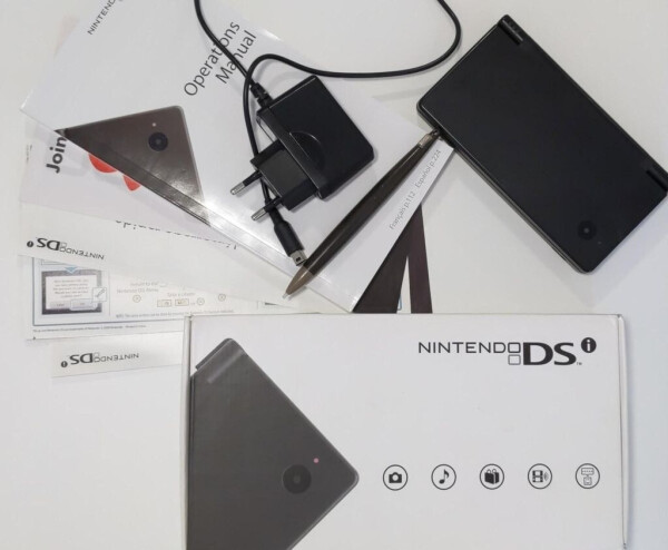 Nintendo DSi (schwarz), Bild 4