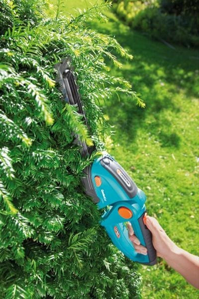 Gardena ComfortCut AkkuStrauchschere (889520) ab 64,99