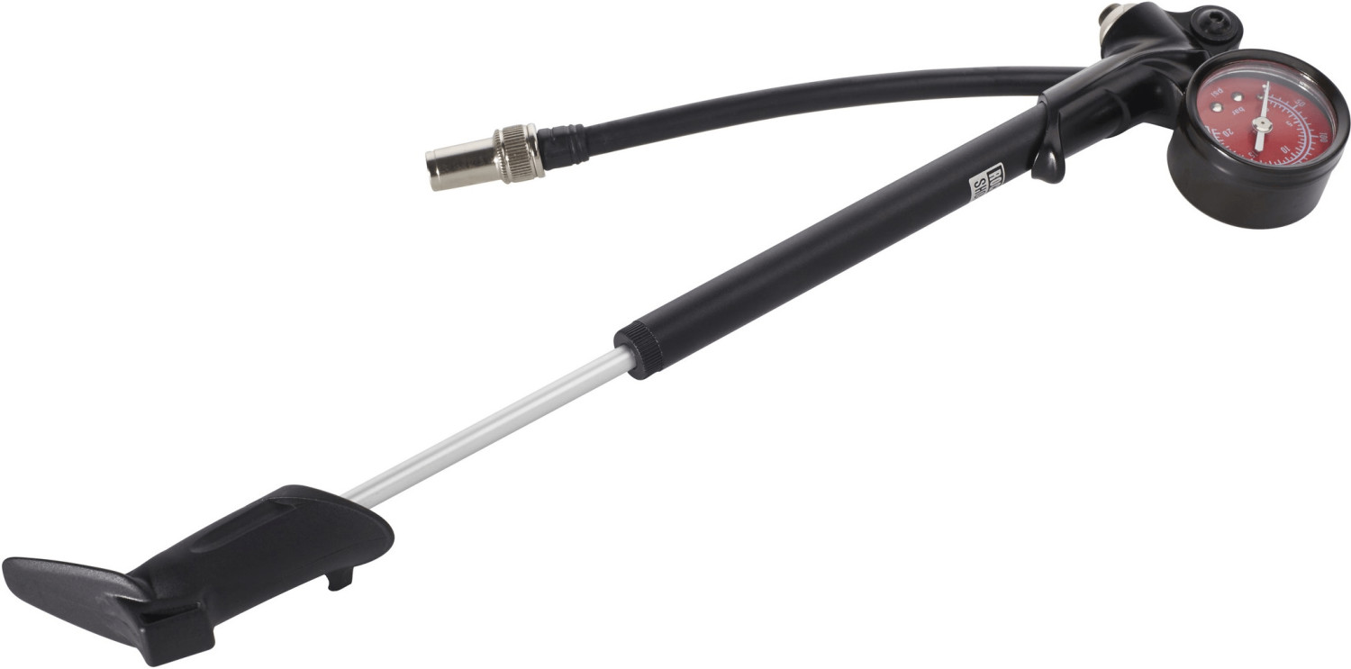 Shock and tyre pump clearance