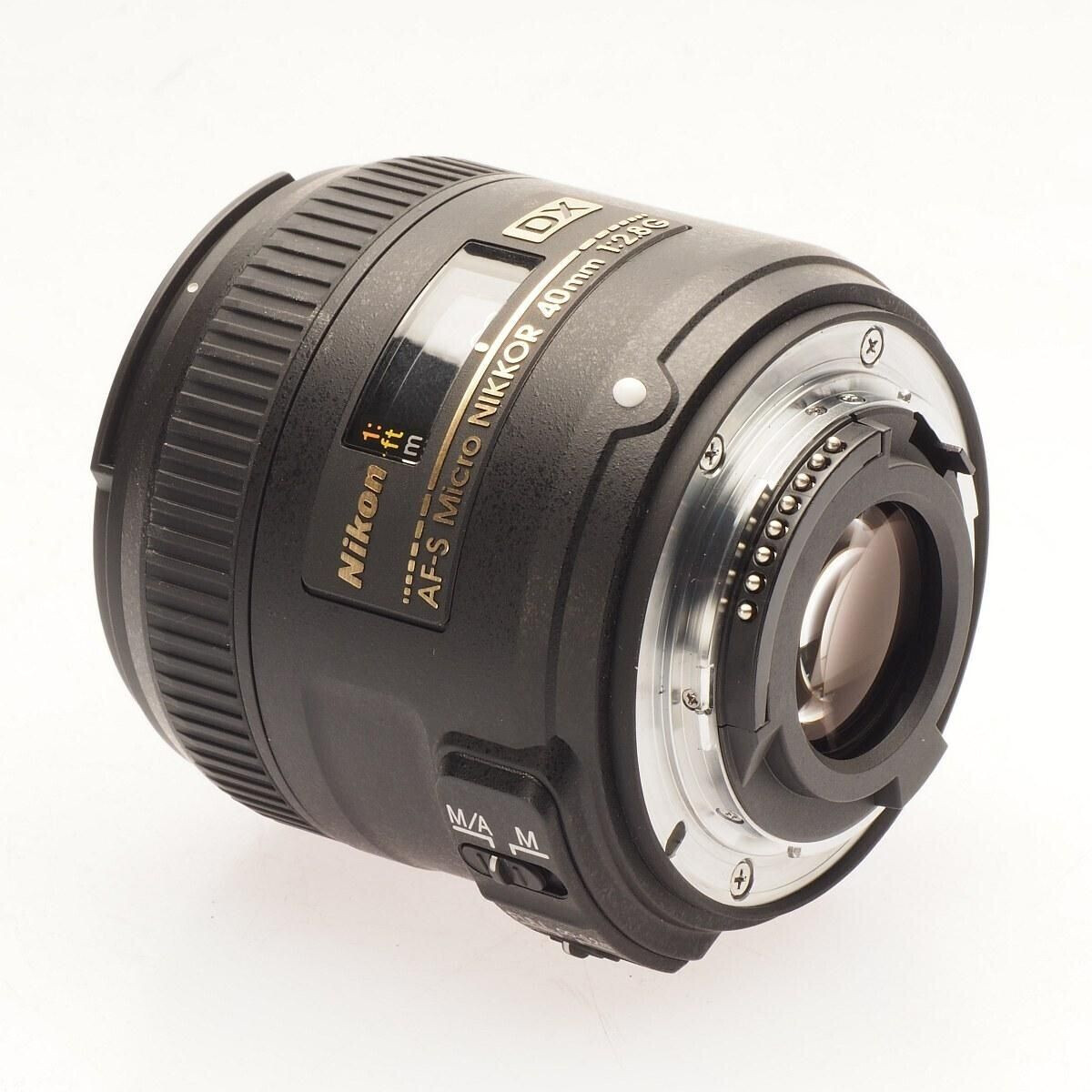 Nikon AF-S DX Micro Nikkor 40mm f2.8G ab 300,00 € | Preisvergleich 