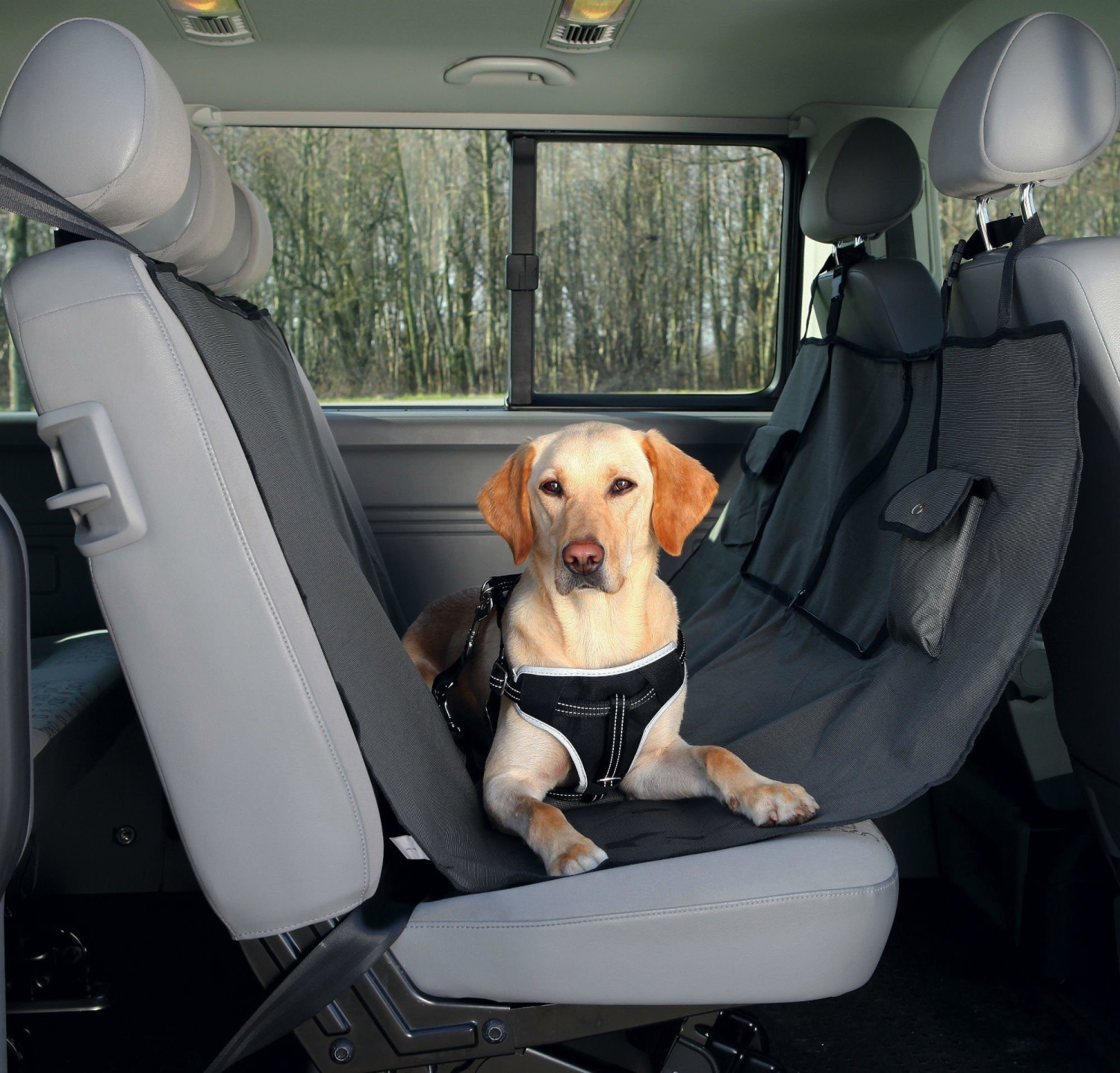 Trixie Protection de voiture pour chien 140 x 145 cm Trixie Protection de voiture pour chien 140 x 145 cm