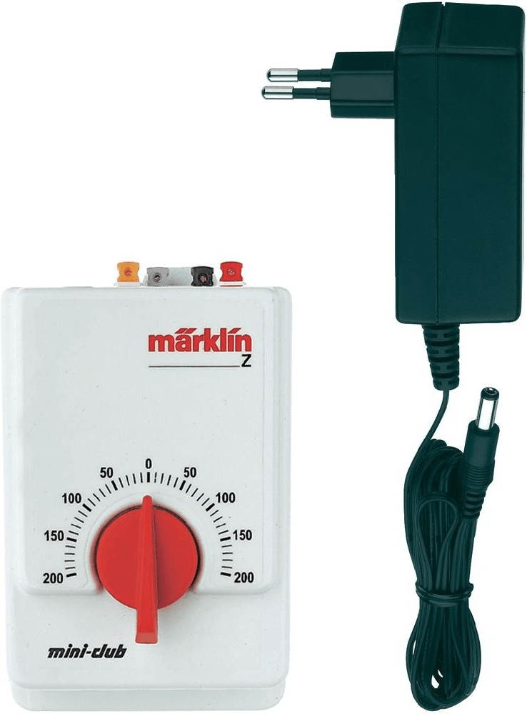 Märklin Pupitre de commande avec alimentation 230 V (67013)