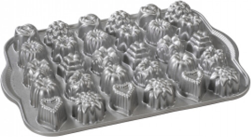 Nordic Ware Teacakes and Candies Mould
