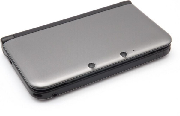 Nintendo 3DS XL, Bild 10