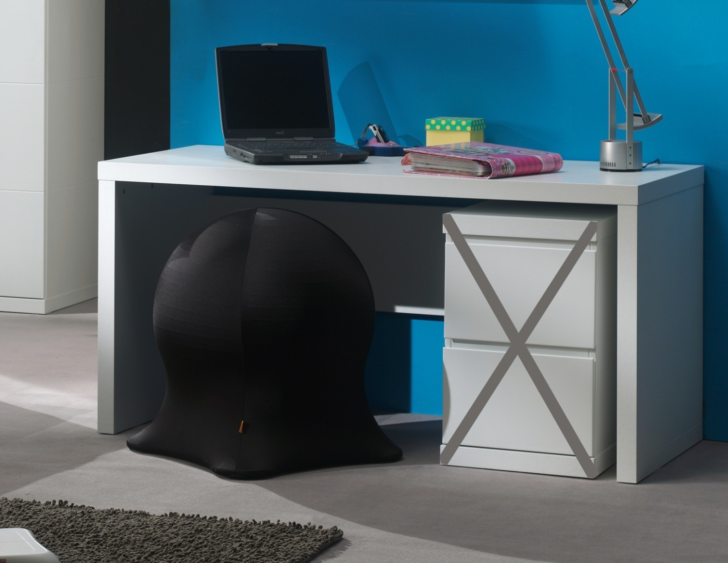 Vipack Bureau Lara