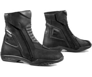 Latino boots outlet