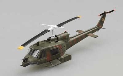 Easy Model Modèle réduit : Hélicoptère UH-1B Huey 1st Platoon Battery C Cavalry div. : Vietnam 1967 (36906)