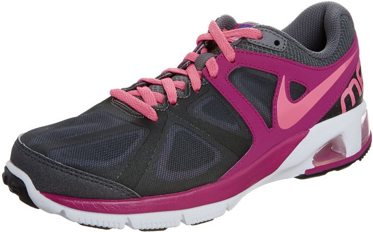 do women's air max run small