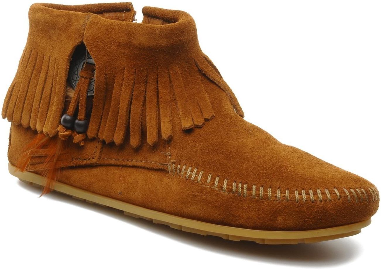 Minnetonka concho on sale feather boot