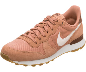 Nike blush store internationalist suede trainers