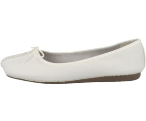 Buy Clarks Freckle Ice white from 38.28 Today Best Deals on