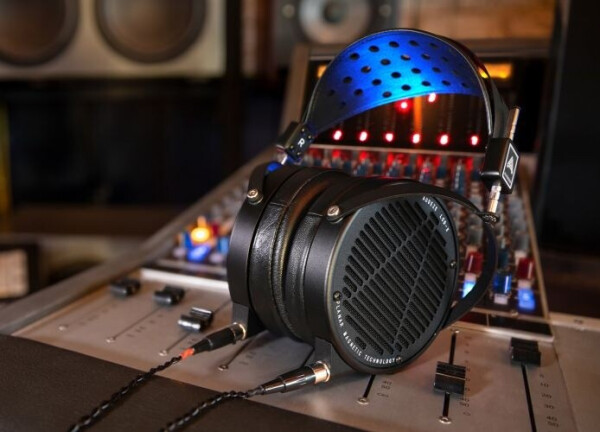 Audeze LCD-X, Bild 2