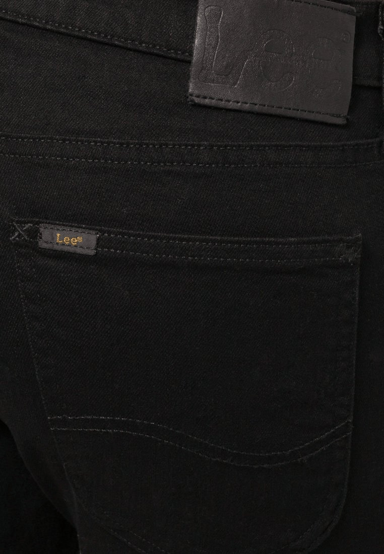 Lee luke clean black store
