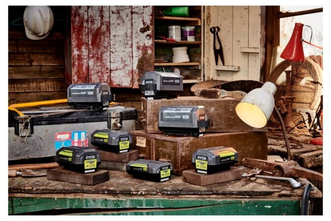 Ryobi Ryobi BPL3640 Accu 36V 4,0Ah Li-Ion - side view