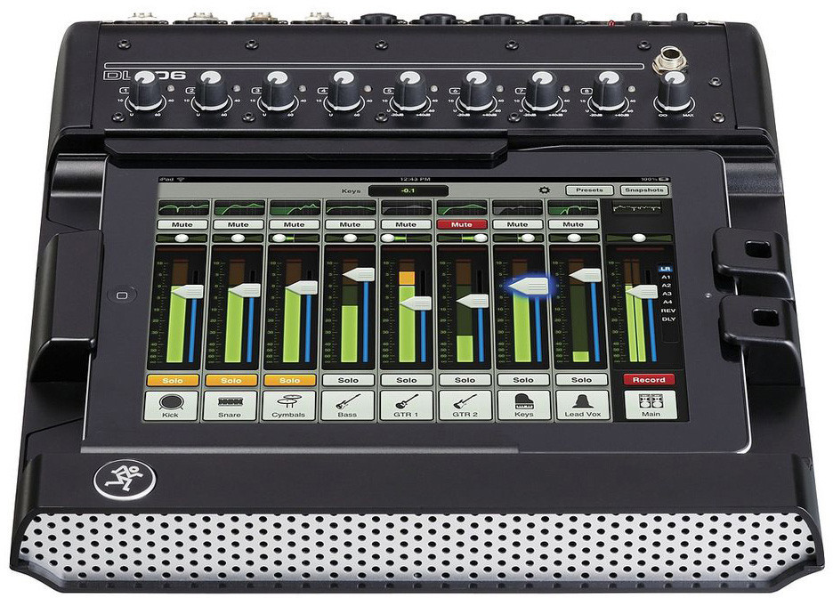 Mackie DL806