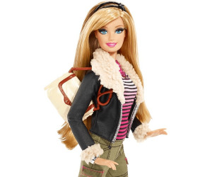 Barbie-J'habille Barbie aime la mode