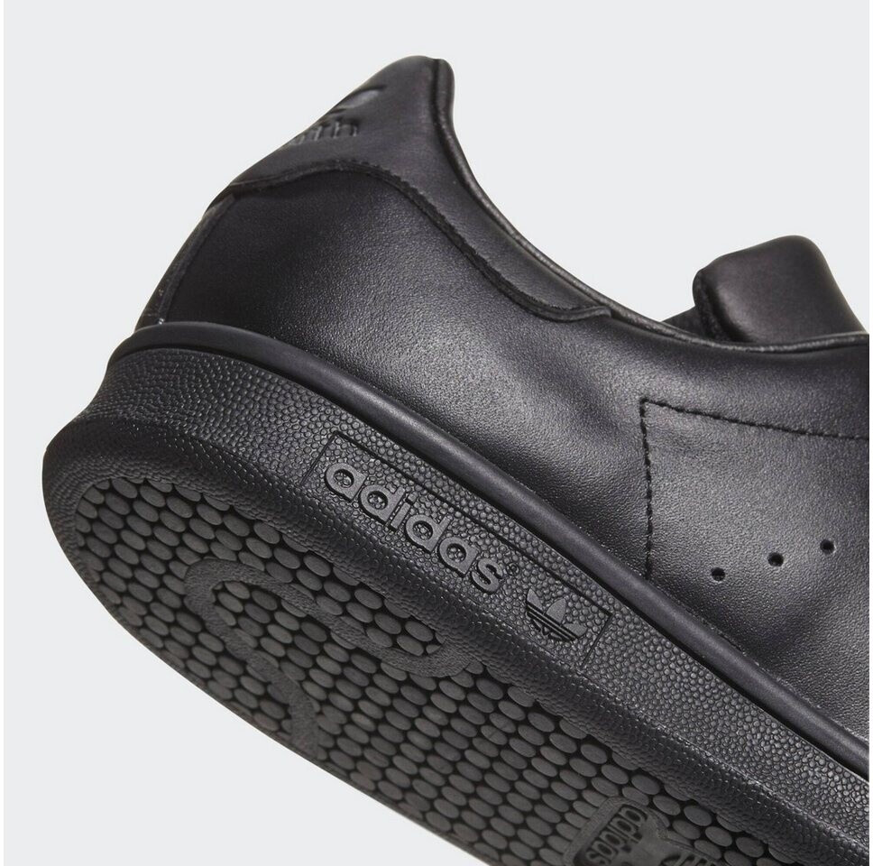 Stan smith all black top