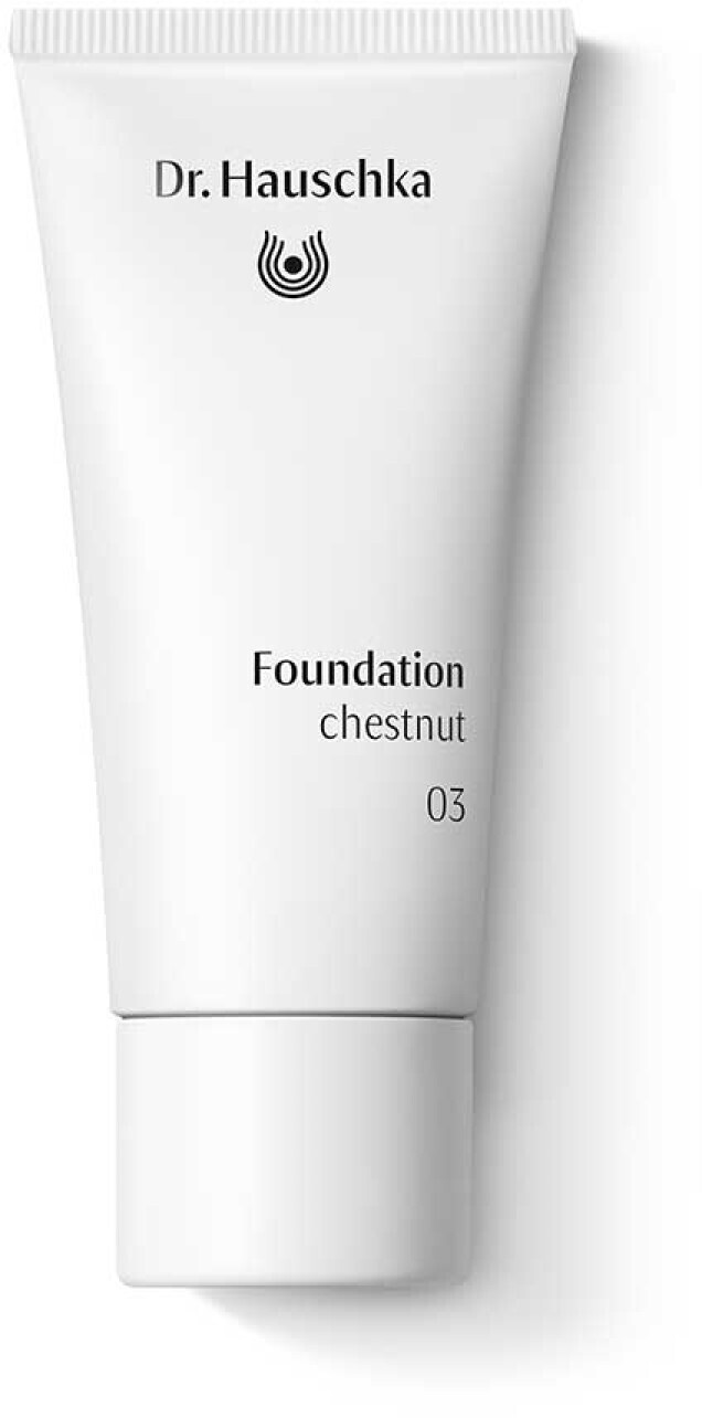 Dr. Hauschka Foundation 03 chestnut (30 ml)