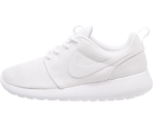 nike all white roshe