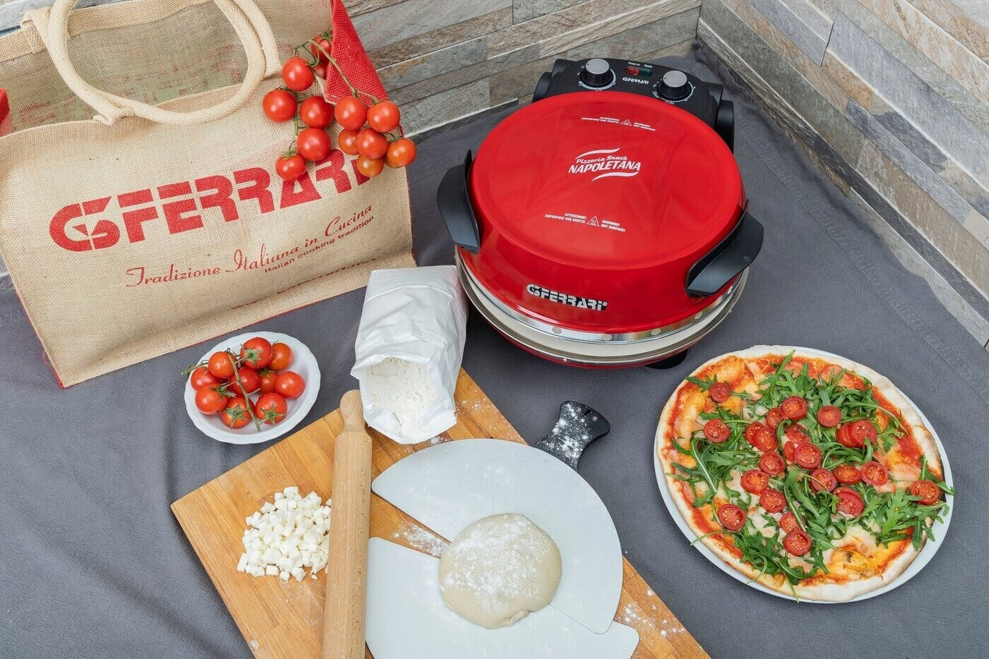 G3 Ferrari G10032 Pizzeria Snack Napoletana, Forno Pizza Plus Evo, Doppia  Pietra Refrattaria (Diametro 31 Cm), 1200 W, Timer 5', Ricettario Incluso,  Rosso : : Casa e cucina