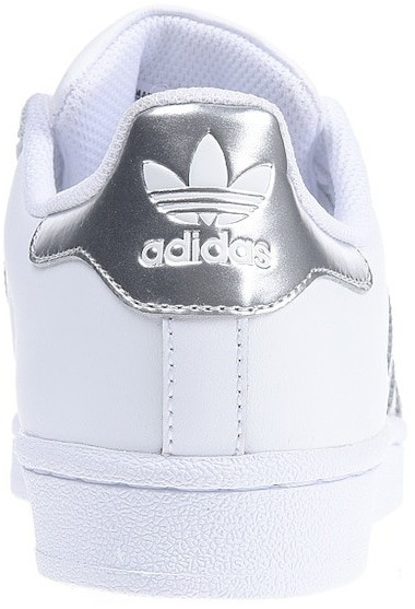 Adidas superstar hot sale white silver metallic