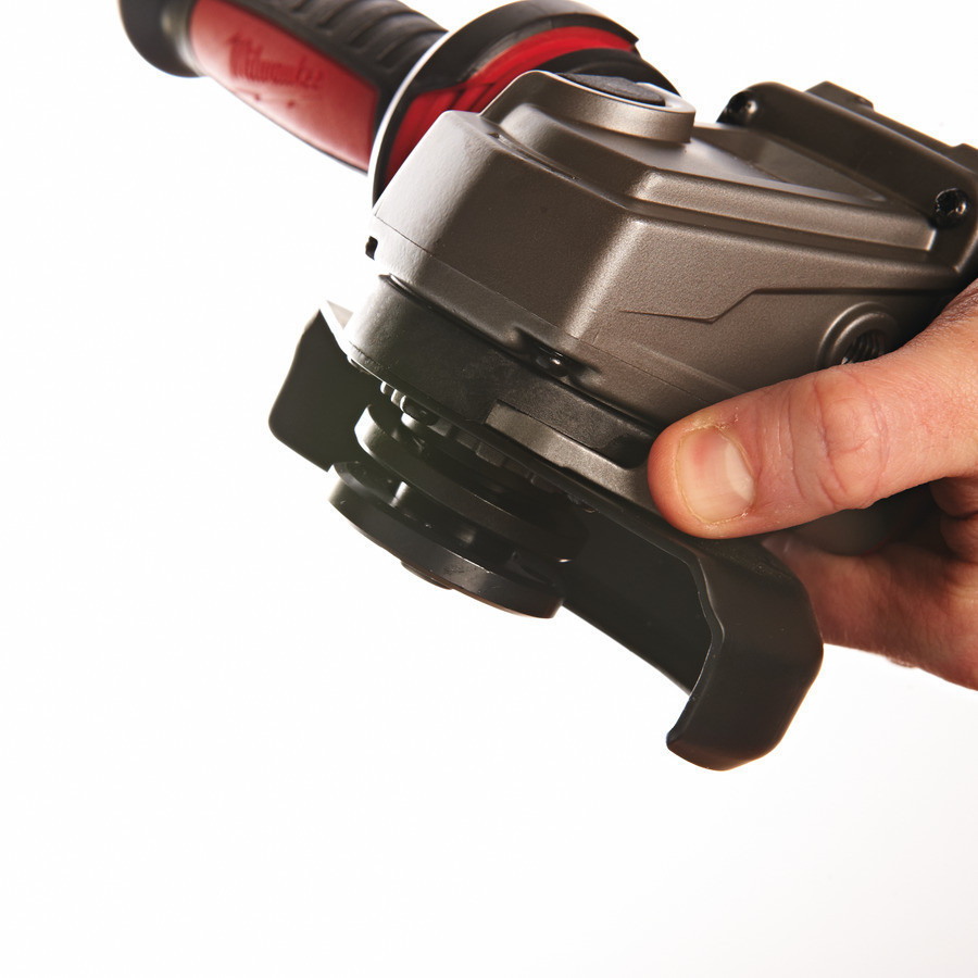 Milwaukee M18 CAG 125 au meilleur prix sur idealo
