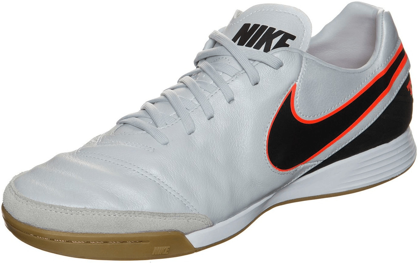 nike tiempo mystic v ic
