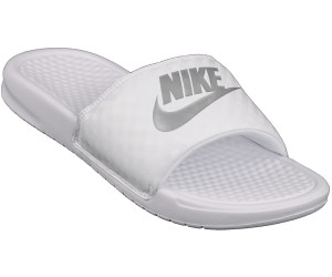 Nike benassi blanche store
