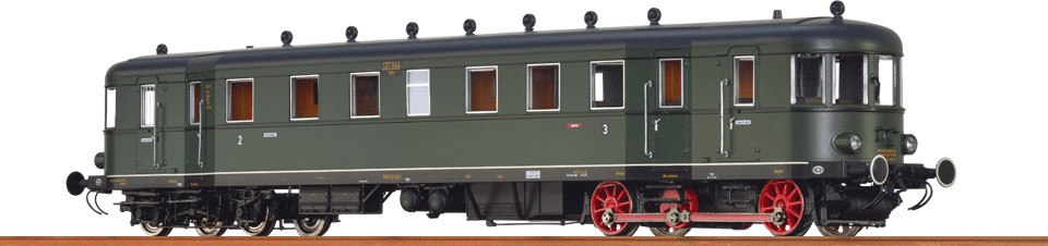 Brawa Diesel Railcar VT 137 DRG