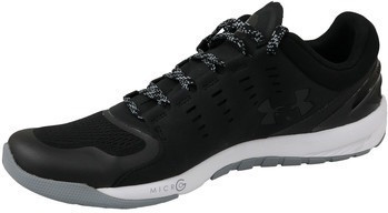 Under Armour Charged Stunner Women black (003)