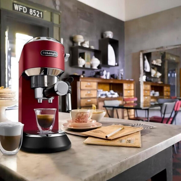 De'Longhi Dedica Style EC 685.R rot, Bild 32