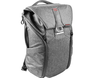 peak design daypack